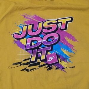 Nike Yellow 'Just Do It' Graphic T-Shirt Men's Large Bold Print C85